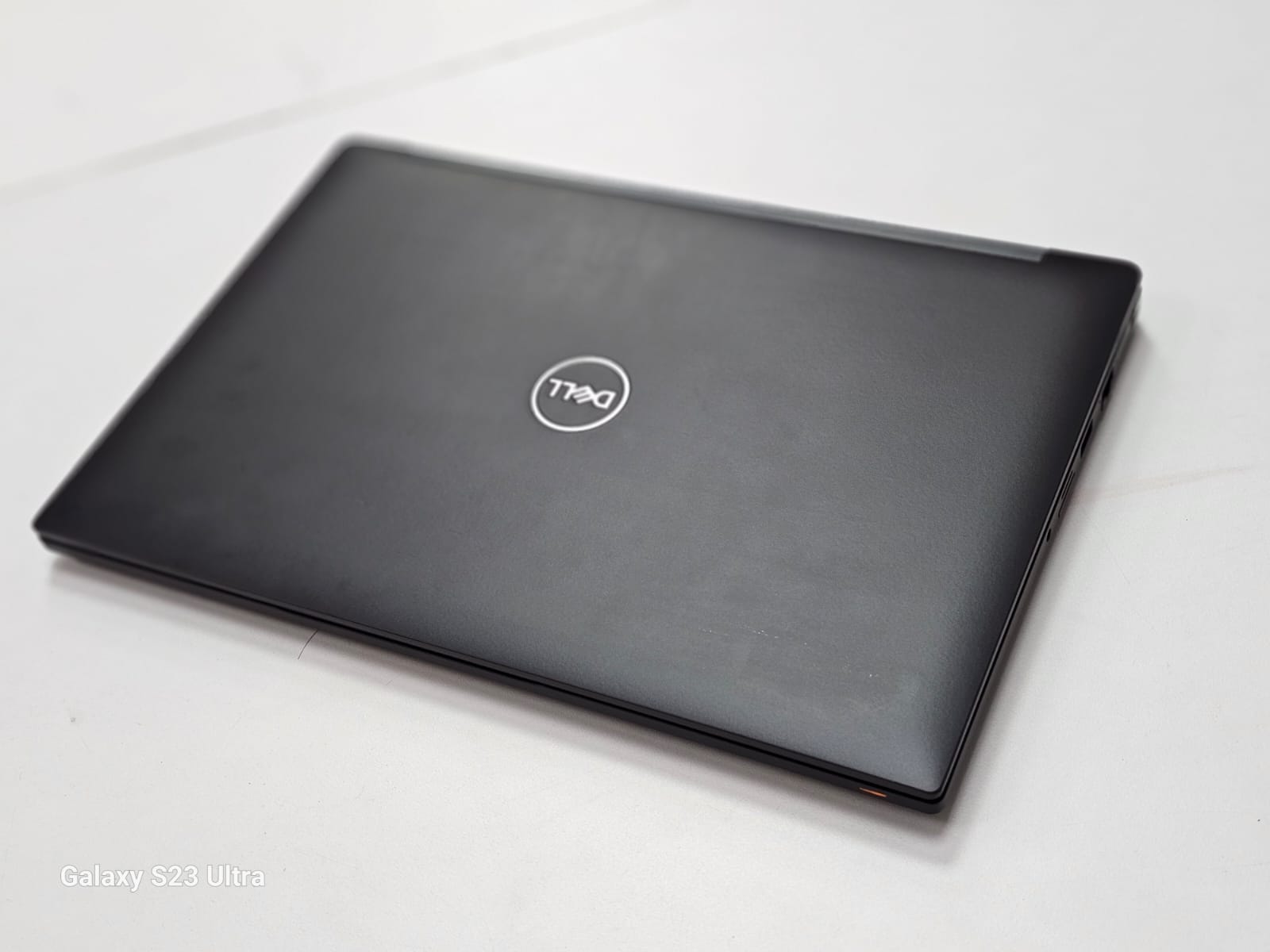 Dell Latitude 7490 Refurbished Laptop - Image 4